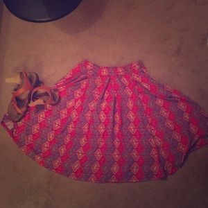 A LuLa Roe skirt